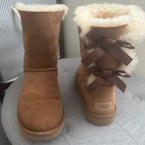 Bailey Bow 2 uggs